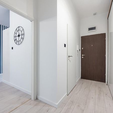 Paslecka Apartments - Workspace - By Rentujemy Варшава Екстер'єр фото